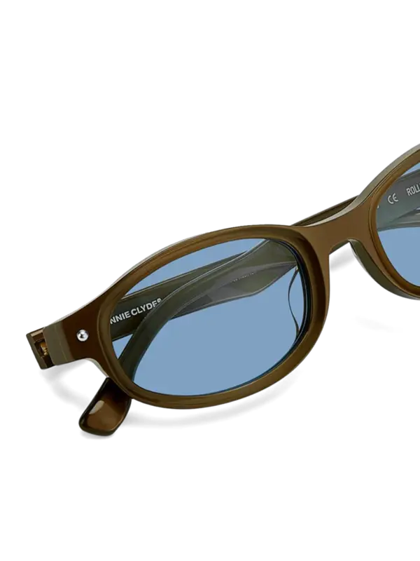 /original/ROLLERCOASTER_BONN_Brown Blue_5.png_convert-600x800