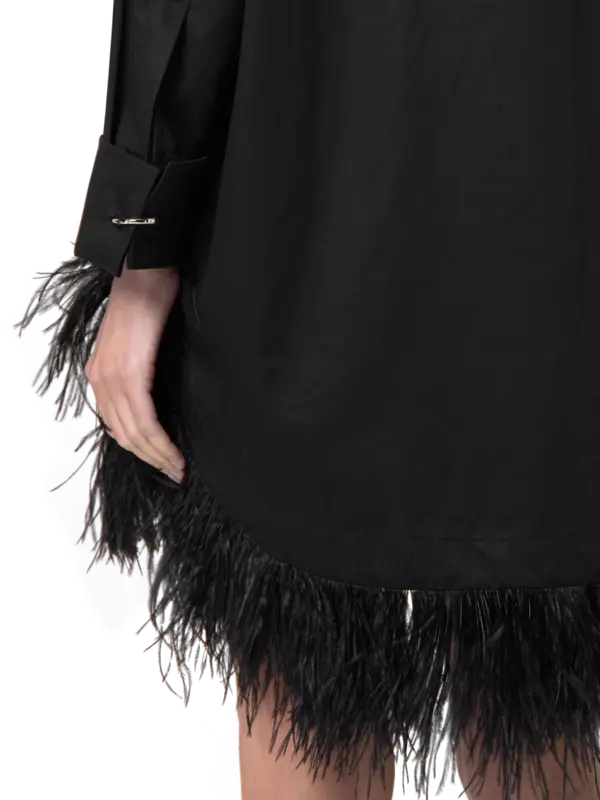 فستان بنمط قميص بحافة من الريش