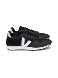 حذاء رياضي إس دي يو من البوليستر الشبكي المعاد تدويره