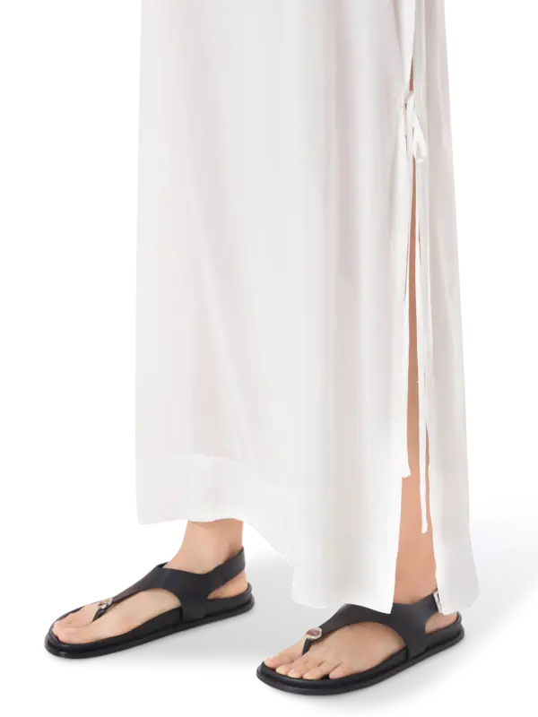 /original/RTWCU70002_BOND_White_5.png_convert-600x800