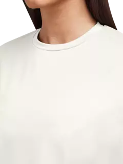 تيشيرت بقصة عادية وطبعة رسومات من قماش معاد تدويره