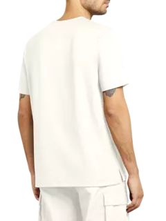 تيشيرت بقصة عادية