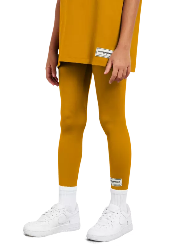 ليغينغز من قماش معاد تدويره للأطفال المراهقين