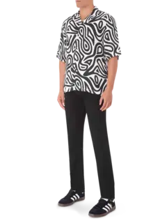 /original/S25MSHI008_OFFG_Black_Ecru_2.png_convert-240x320