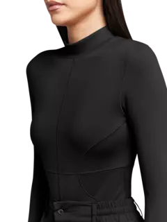 بودي سوت بأكمام طويلة من نسيج معاد تدويره