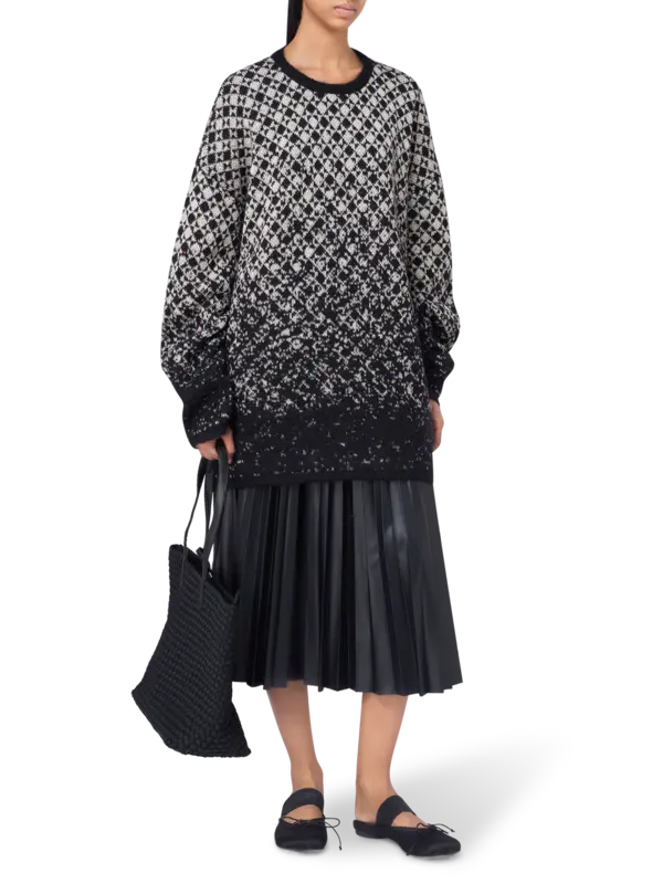 /original/S52HL0051_MM6_001J Blkbe_2.png_convert-600x800