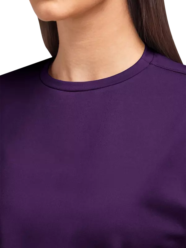 تيشيرت بقصة مربعة من نسيج معاد تدويره