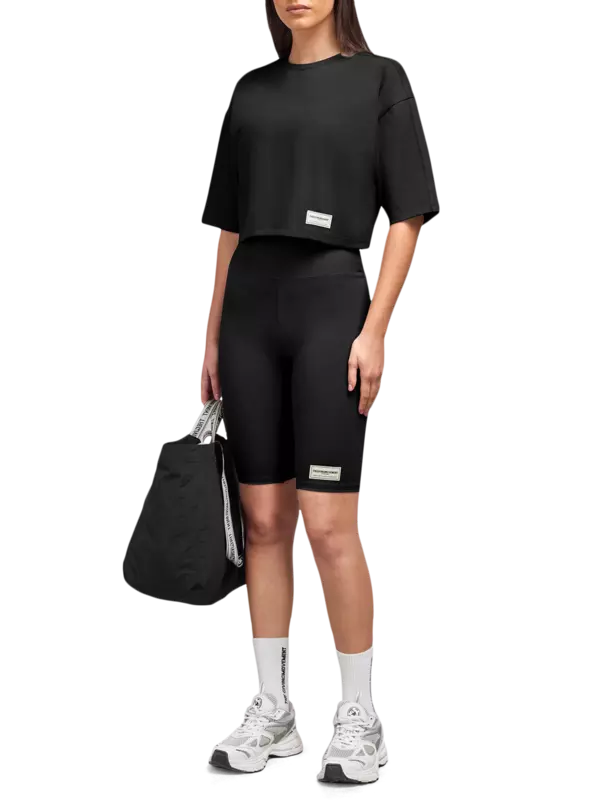 تيشيرت بقصة مربعة من نسيج معاد تدويره