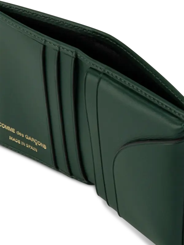 /original/SA0641_CDGP_BottleGree_4.png_convert-600x800