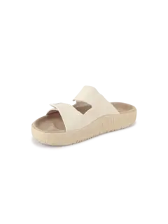 /original/SA3220669A_VEJA_Pierre Alm_3.png_convert-240x320