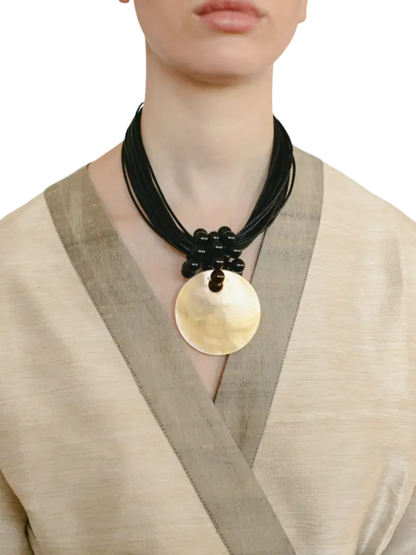 /original/SCLPND002MOP_LESU_BlackWhite_1.png_convert-600x800