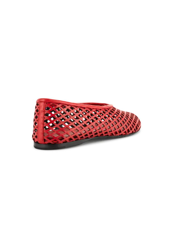 /original/SH251015A_PRNZ_Red_4.png_convert-600x800