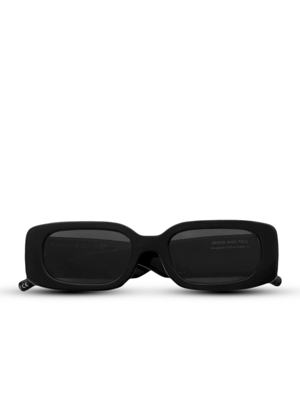 /original/SHOWANDTELL_BONN_Black-Blac_1.png_convert-600x800