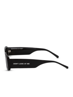 /original/SHOWANDTELL_BONN_Black-Blac_3.png_convert-240x320