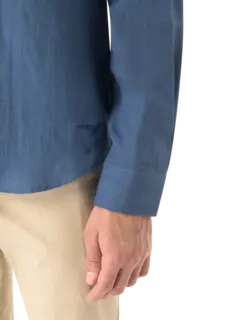 قميص كلاسيكي بأكمام طويلة