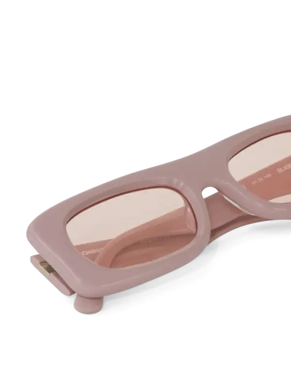 نظارة طبية بإطار من الأسيتات بتصميم منخفض عن الحاجب