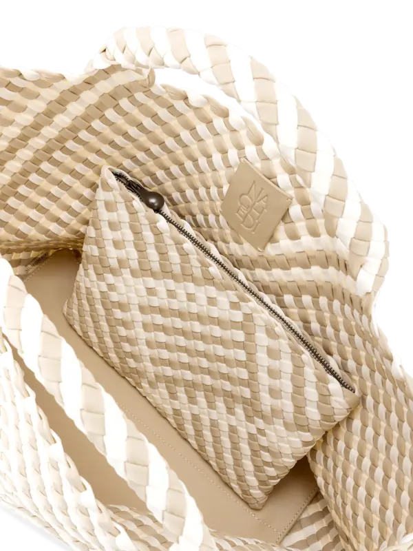 /original/SN03013GC_NAGH_Mykonos_5.png_convert-600x800