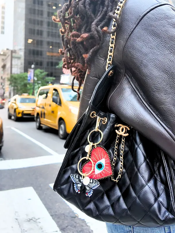 /original/SOLECL11_SOLA_RED_2.png_convert-600x800