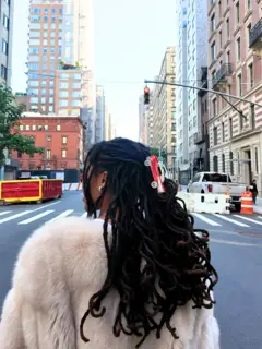 /original/SOLECL17_SOLA_RED_2.png_convert-240x320