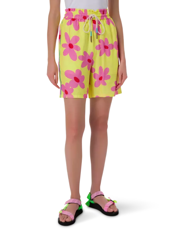 شورت بخصر مرتفع مزين بنقشة زهور