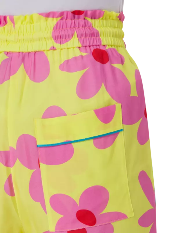 شورت بخصر مرتفع مزين بنقشة زهور