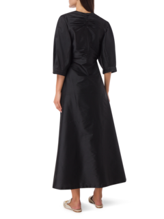 A-LINE DRESS WITH A PLEATED FRONT AND PUFFED SLEEVES