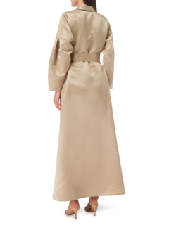 ABAYA COAT PAIRED WITH A PLEATED BELT