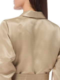 ABAYA COAT PAIRED WITH A PLEATED BELT