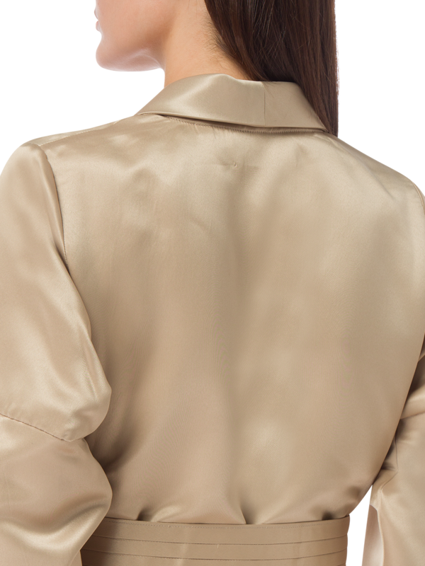 ABAYA COAT PAIRED WITH A PLEATED BELT