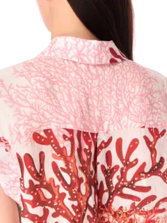 بلوزة بدون أكمام بطبعة مرجانية رينا