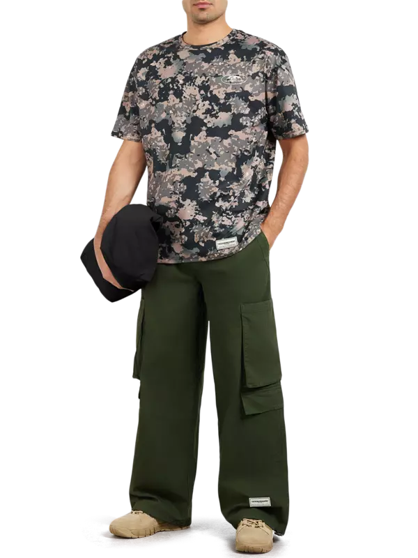 بنطال كارجو بجيوب:Staged:thatProductCatalog