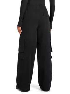 بنطال كارجو بجيوب:Staged:thatProductCatalog