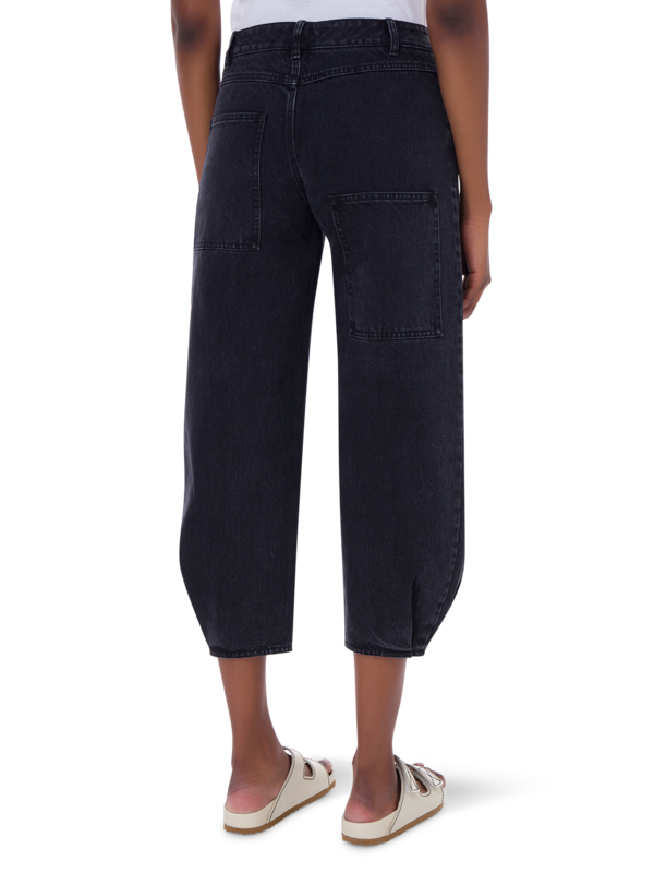 جينز برانكوسي أسود