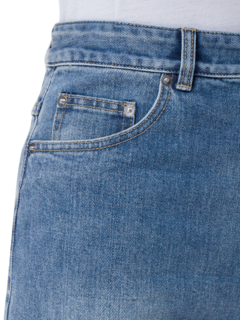 بنطال جينز كلاسيكي بخصر مرتفع من الجينز الباهت