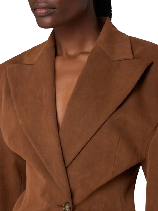 /original/T183021A_ANMA_Cigar_4.png_convert-600x800