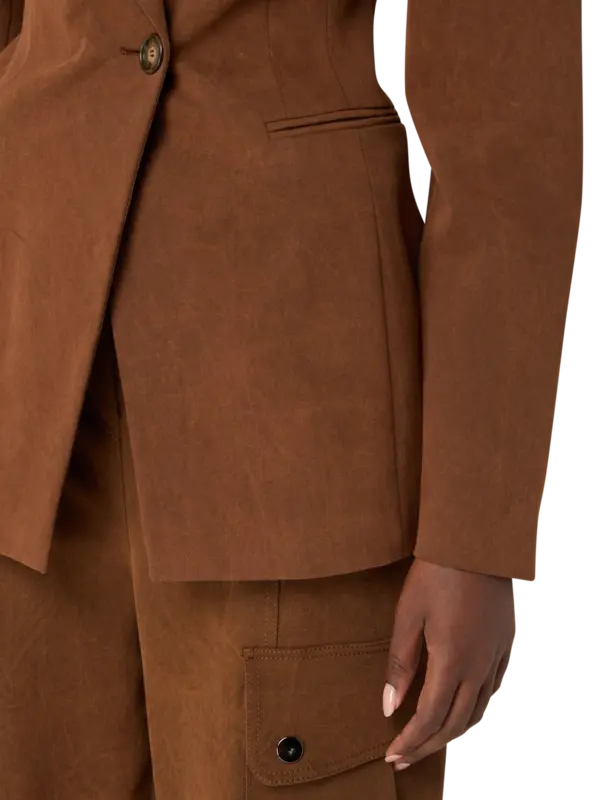 /original/T183021A_ANMA_Cigar_5.png_convert-600x800