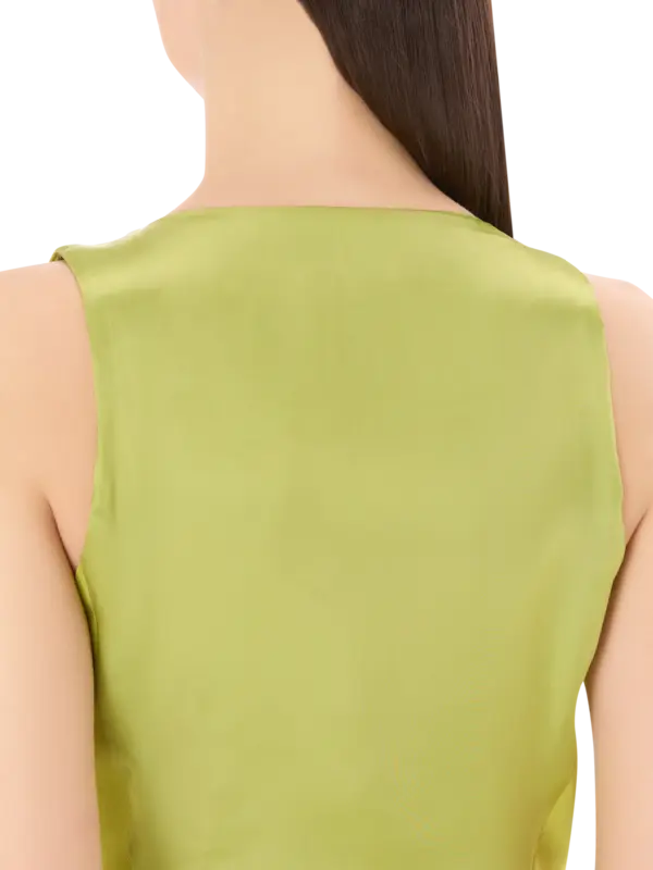 /original/TA0025FA01_AREA_CHARTREUSE_6.png_convert-600x800