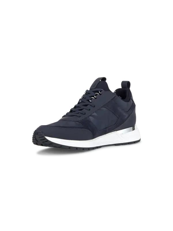 حذاء رياضي دايفر