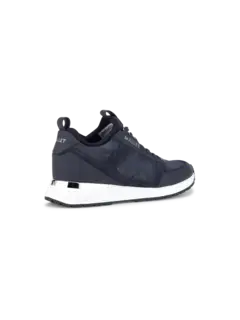 حذاء رياضي دايفر