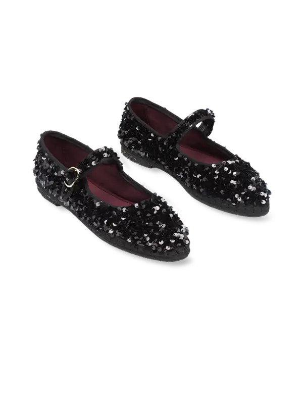 /original/THELITTLEPRIN_CONS_Black_2.png_convert-600x800