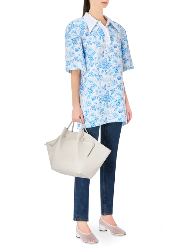 /original/TOPRR083_RORO_White Blue_2.png_convert-600x800