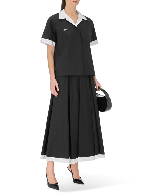 /original/TOPRR291_RORO_BlackWhite_2.png_convert-600x800