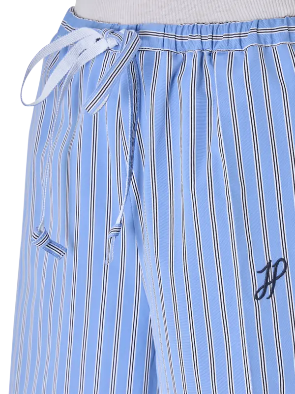 /original/TR04601905065_PTOU_HertgeBlue_4.png_convert-600x800