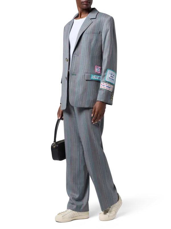 /original/TRS042A-AW25_MMKT_Grey_2.png_convert-600x800