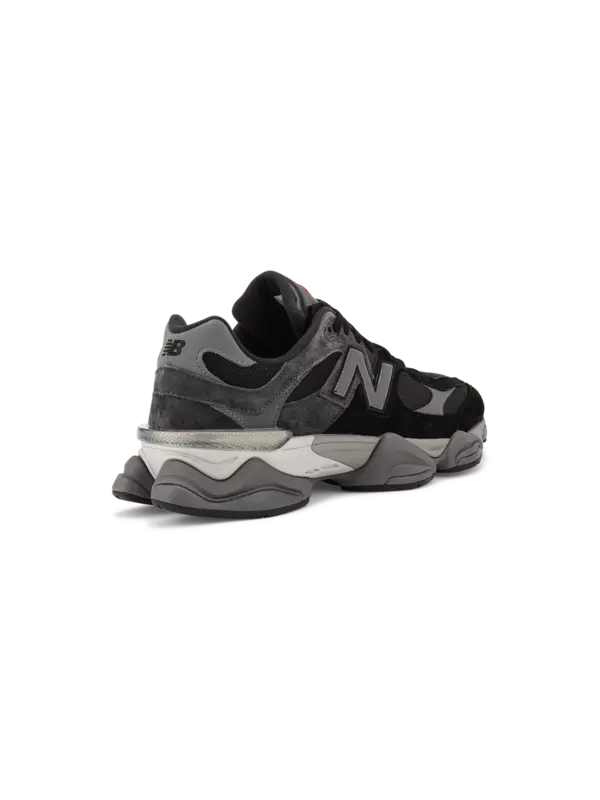 سنيكرز 9060 برقبة منخفضة