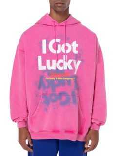 هودي مطبوع عليه عبارة "I Got Lucky"