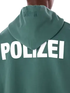 هودي مزين بكلمة "Polizei"