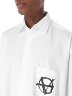 قميص أناركي كلاسيكي