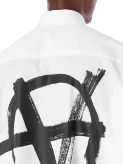 قميص أناركي كلاسيكي