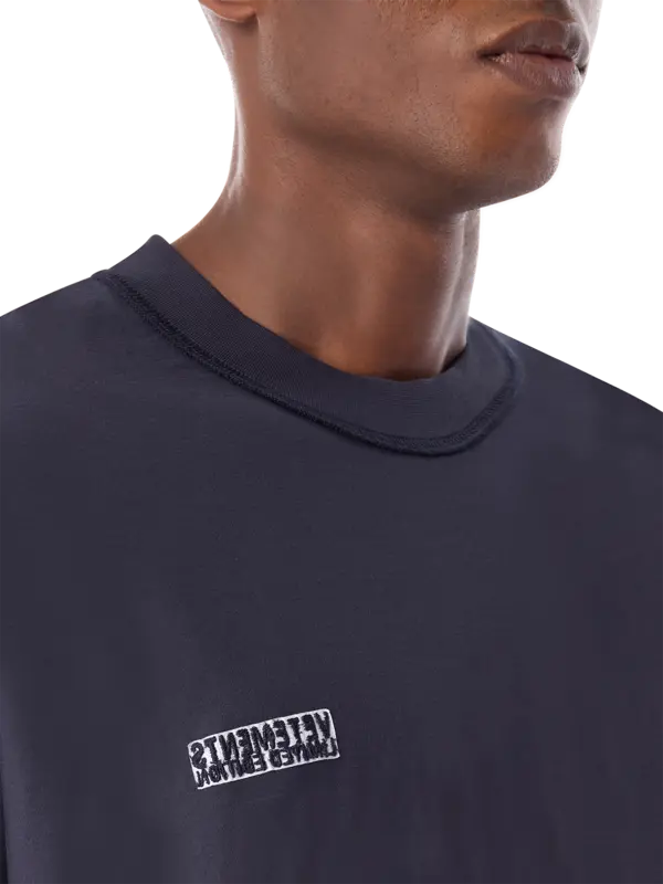 تيشرت إنسايد أوت ليبل